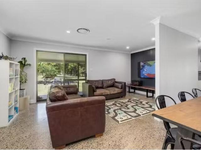 Deal! 261 Old King Creek Road, King Creek House for rent List.