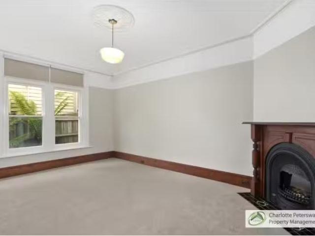 Cheap 2/65 Newdegate Street, WEST HOBART Apartment for rent L.