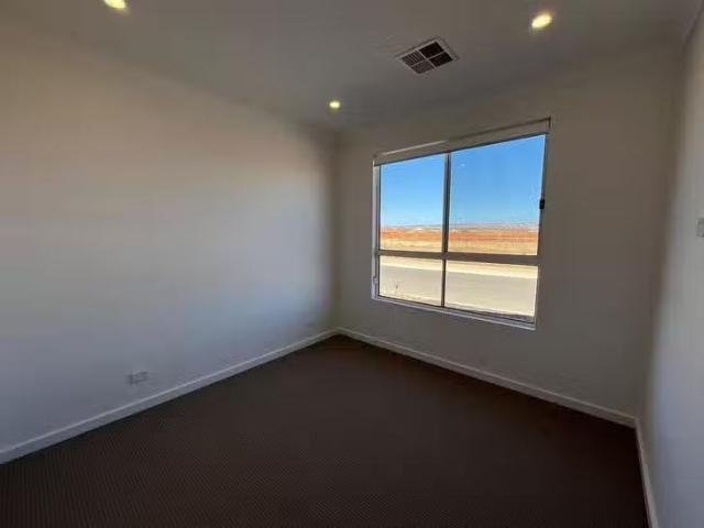 Just in! 26 Isabella Crescent, Angle Vale, SA 5117