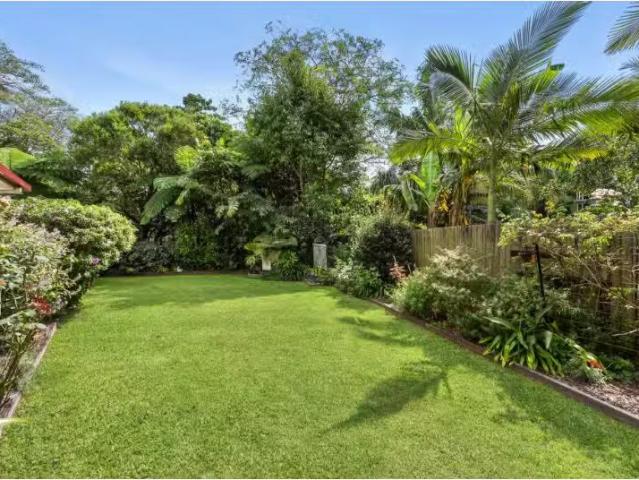 Unique 26 Pine St, Buderim House for rent Listed by Amy Deple.