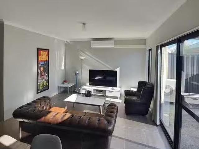 For Rent! 275 Grandis Boulevard, Banksia Grove, WA 6031