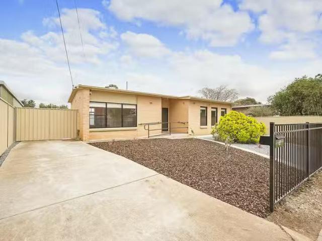 Charming 27 Berryman Road, Smithfield Plains, SA 5114