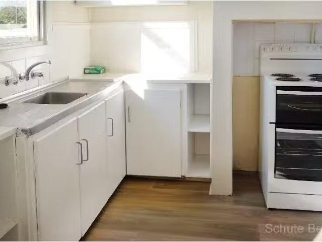 Cheap 27 Campbell Street, Trangie House for rent Listed by Ke.