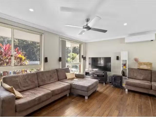 For Rent! 27 Shelton Close, TOORMINA House for rent Listed by.