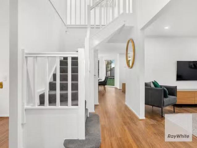 Unique 27 Tussock Crescent, Sydenham, VIC 3037