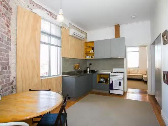 Deal! 2/83 South Street, Beaconsfield, WA 6162