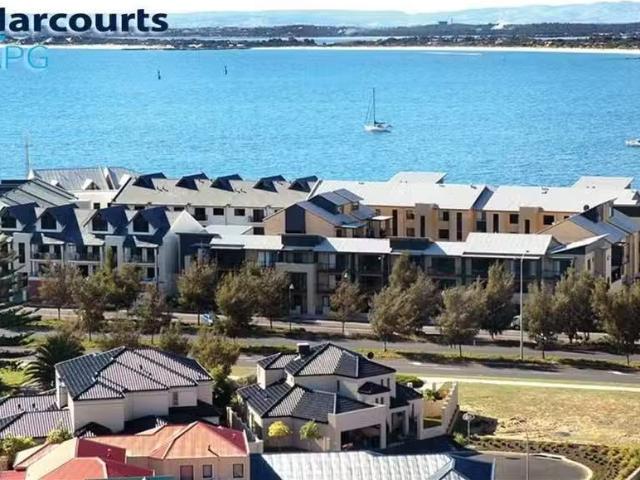 Unique 28/18 Bonnefoi Boulevard, BUNBURY, WA 6230 Apartment.