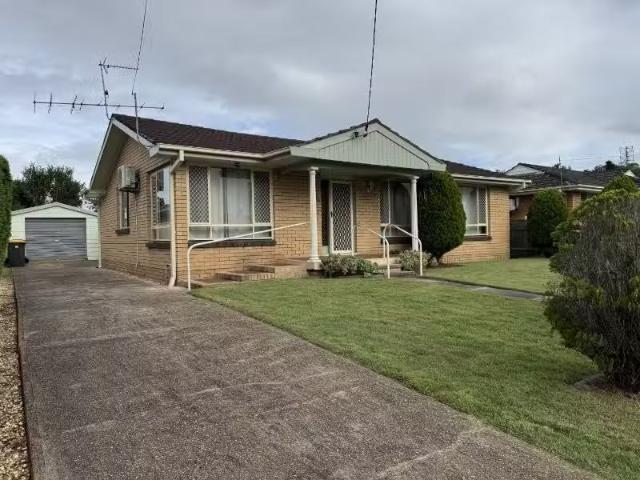 Charming 28 Alton Road, RAYMOND TERRACE House for rent Listed.