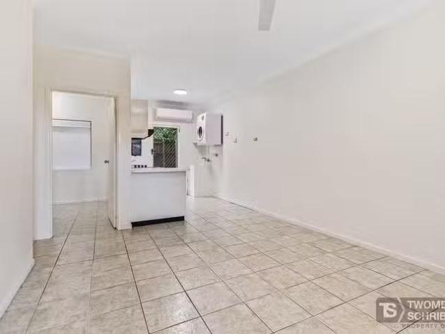 Rental! 2/8 Bell Street, Bungalow, QLD 4870