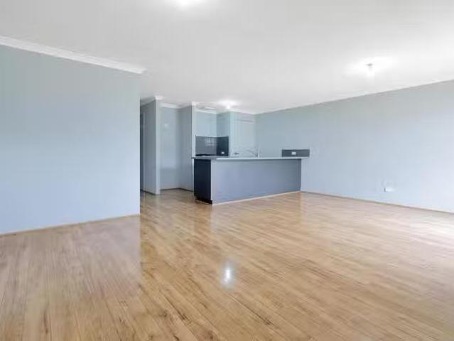Deal! 28 Epidote Vista, Wellard, WA 6170