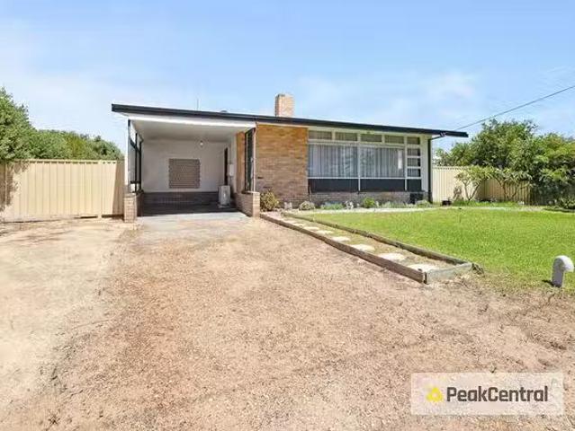 Nice 28 Singleton Beach Road, Singleton, WA 6175