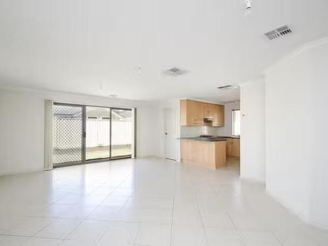 Rental! 28 Sixth Avenue, Ascot Park, SA 5043