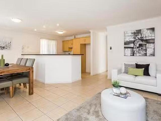 For Rent! 28 South Avenue, Northfield, SA 5085