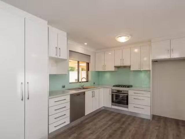 Deal! 29 Inquirer Lane, STRATTON, WA 6056 House for Rent