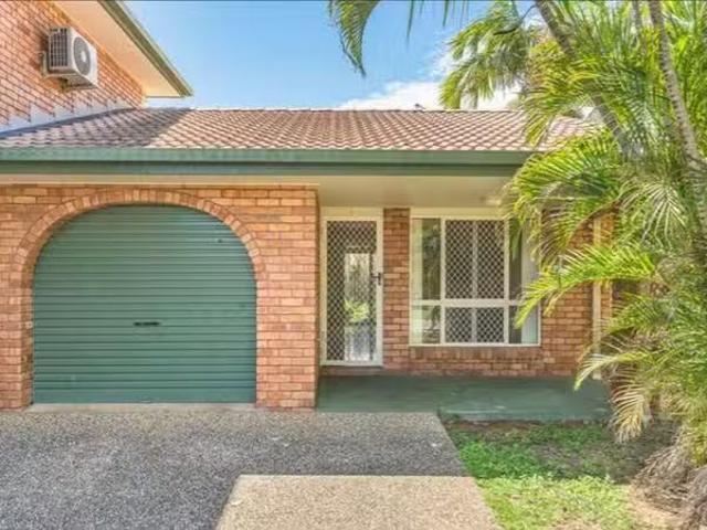 Cozy 2/9 Kawana Close, Kawana, QLD 4701