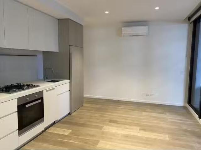 Nice 201/450 Saint Kilda Road, Melbourne, VIC 3004