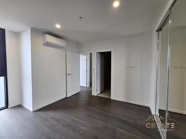 For Rent! 202/254 Hampshire Road, Sunshine, VIC 3020