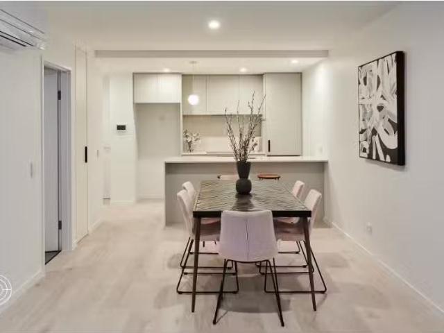For Rent! 205/83 Cooyong Street, Reid Apartment for rent List.