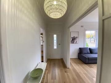 Cozy 20 Massie Street, COOMA House for rent Listed by Jodi Al.