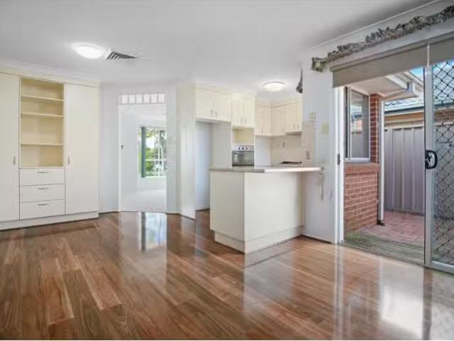 Nice 20 Fernhill Avenue, Hamlyn Terrace House for rent Listed.
