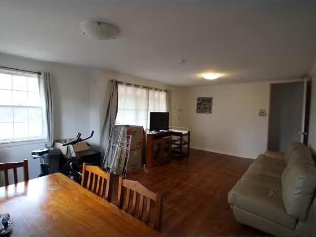 New 20 Leumeah Road, ORANGE House for rent Listed by Property.