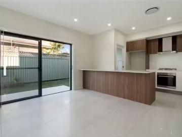 Deal! 2/102 Longstaff Avenue, Chipping Norton Townhouse for re.