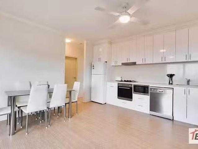 Just in! 2/103 Arden Street, Coogee, NSW 2034
