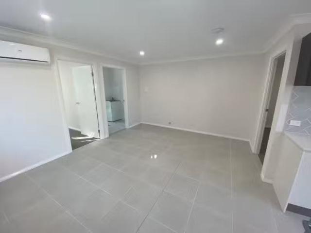 Cheap 2/104 Talleyrand Circuit, GRETA Apartment for rent List.