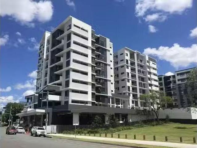 Cozy 2105/181 Clarence Road, Indooroopilly, QLD 4068