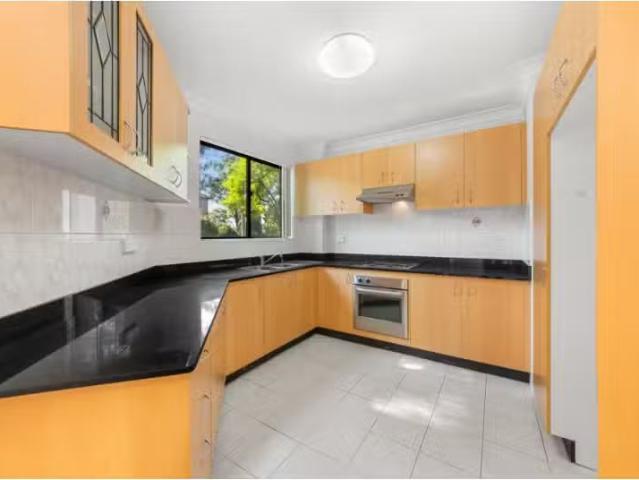 New 2/10 10A Todd St, MERRYLANDS WEST Apartment for rent List.