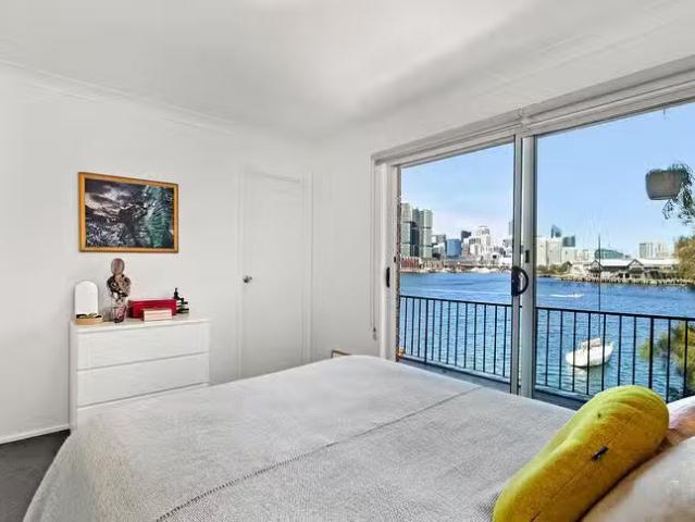 Nice 21/14 Hosking Street, Balmain East, NSW 2041