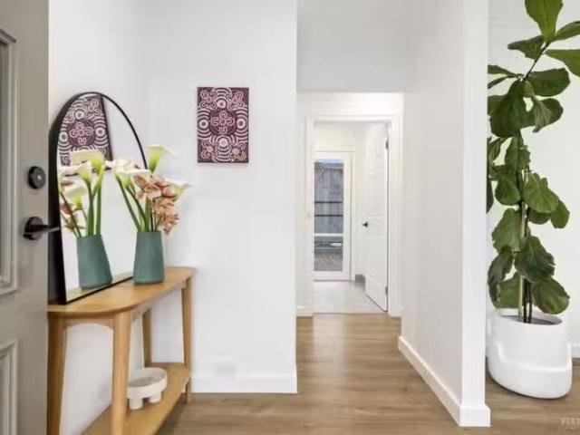 Unique 2/12 Baldwin Road, Blackburn VIC 3130 Unit Auction