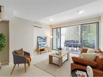 Just in! 21/2 Galston Road, Hornsby Townhouse for rent Listed.