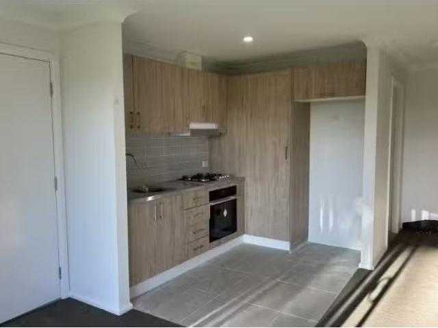 Rental! 2/12 Niagara Street, Armidale Townhouse for rent List.