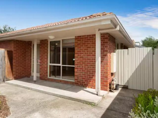New 2/133 Victoria Road, Northcote VIC 3070