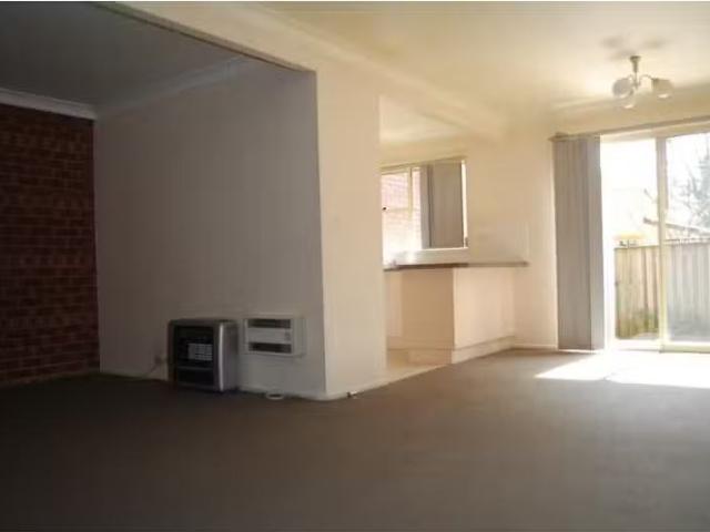 Nice 2/17 Harvey Street, Katoomba Townhouse for rent Listed b.