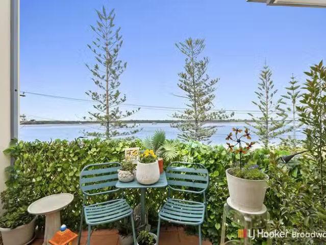 For Rent! 21/416 Marine Parade, Biggera Waters, QLD 4216