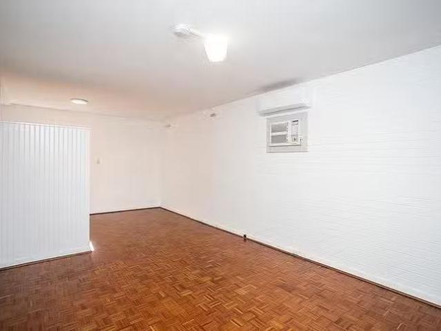 Cheap 2/15 The Avenue, Crawley, WA 6009