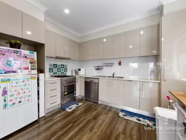 New 2/15 Myamyn Street, Braybrook VIC 3019