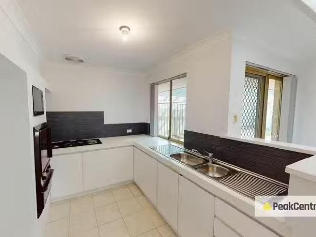 Cozy 2/164 Bateman Road, Brentwood, WA 6153
