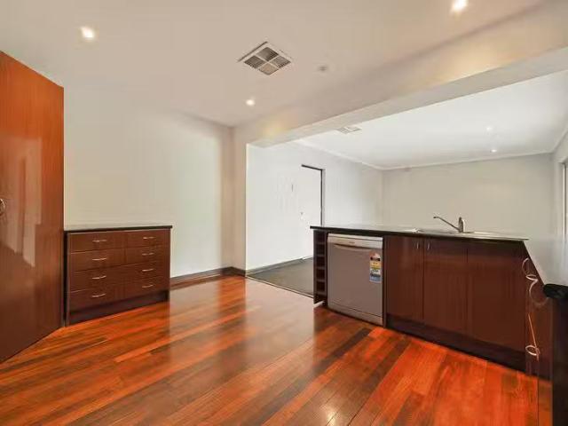 Charming 216 Erindale Road, Hamersley, WA 6022