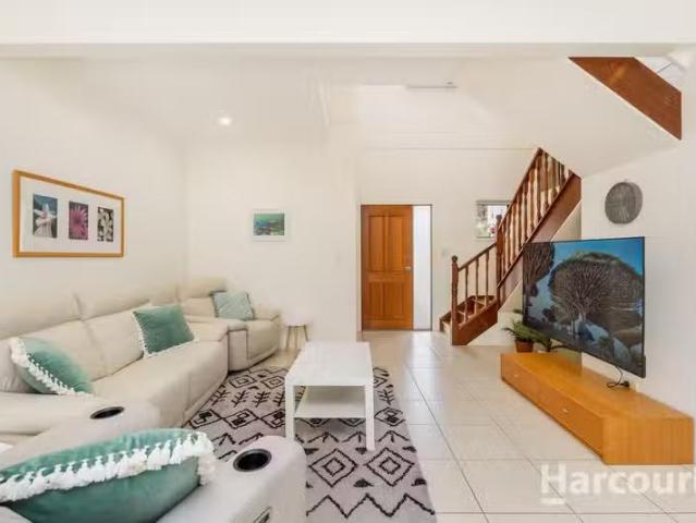 New 2/179 Torquay Road, SCARNESS, QLD 4655 Townhouse for Rent