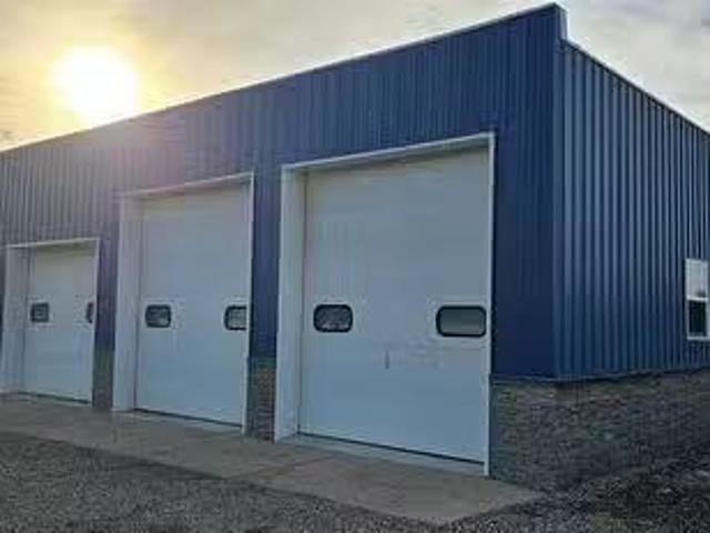 Cozy 218 3Rd Street, Estevan, SK, S4A 0N7 commercial for lea.