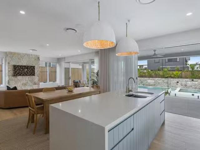 Cozy 21 Offshore Avenue, Skennars Head, NSW 2478