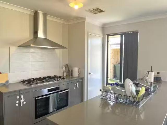 Rental! 21 Alice Street, Yalyalup, WA 6280