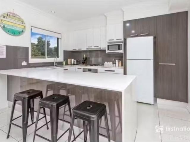 Cozy 21 Bland Street, Kiama Townhouse for rent Listed by Anne.