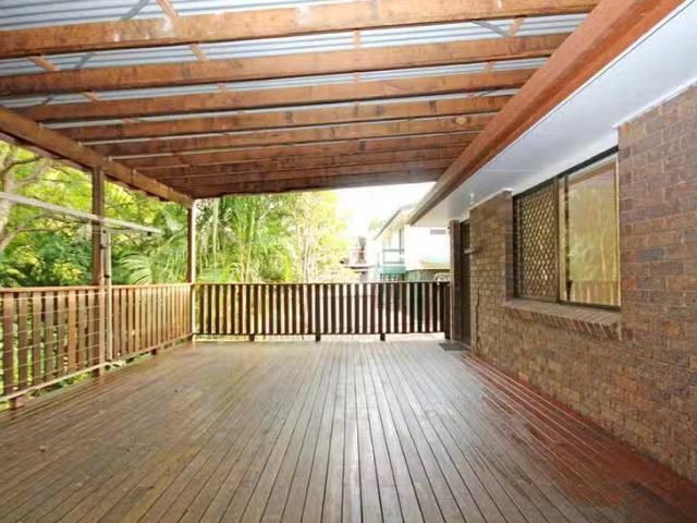 Deal! 21 Connors Street, North Ipswich, QLD 4305