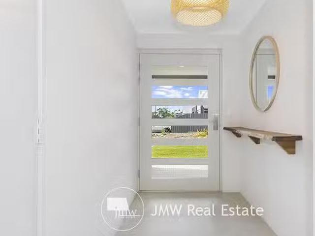 New 21 Fleetwood Loop, Dunsborough, WA 6281