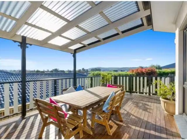 Deal! 21 Kingsbury Circuit, BOWRAL House for rent Listed by A.