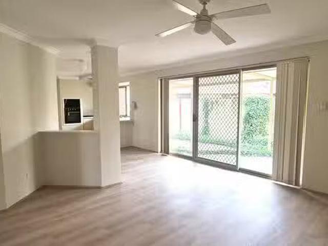 Cozy 2/1 Lefroy Street, Mandurah, WA 6210